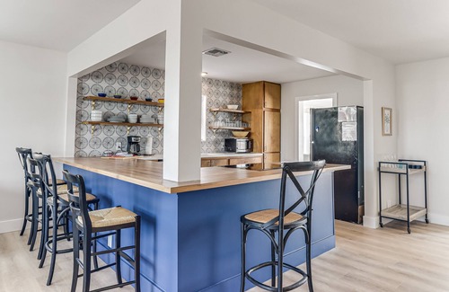 Flour Bluff House | LagunaVilla | Private Pier, Boat Dock | Bay Views