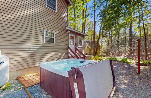 Pocono Lake House | Laid-back in Lake Arrowhead