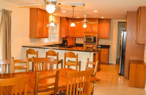 Mineral House | Lake Anna Blue Sails, Waterfront Estate, Family Retreat
