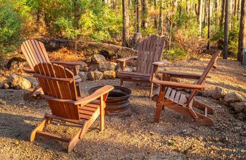 Hoffman Other | Lake Brockman Tourist Park - Glamping Tent