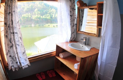 Kabale Cabin | Lake Bunyonyi Rock Resort