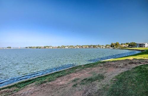 Seven Coves Apartment | Lake Conroe Waterfront Home Patio and Shared Pool!