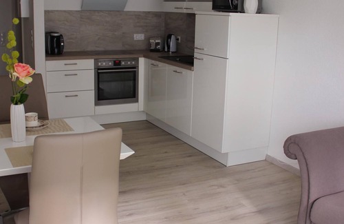 Waggershausen Apartment | Lake Constance, Friedrichshafen, central location, 2 people, Lake Constance center