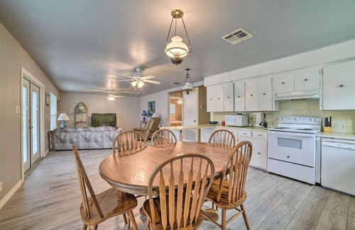Dinero House | Lake Corpus Christi Vacation home