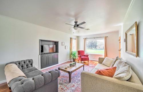 Eufaula House | Lake Eufaula Retreat with Fire Pit, Near Main St!