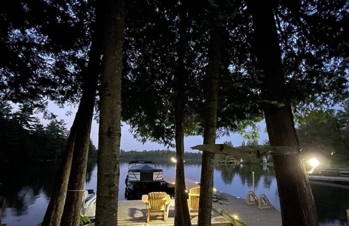 Highlands East House | Lake Front 4 Season Cottage