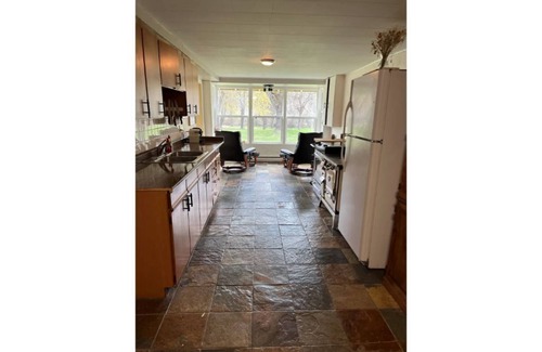 Elk Cabin | Lake front Cabin on beautiful private 60-acre property and 80-acre Lake.