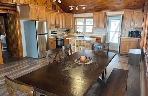 Lewiston House | Lake front summer home- beautiful lake with shallow entry that’s great for kids!