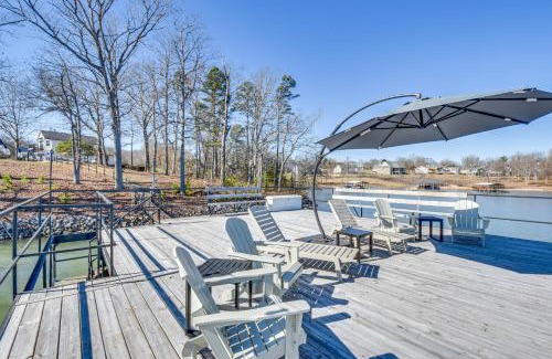 Townville House | Lake Hartwell Home with Dock and Fire Pit!