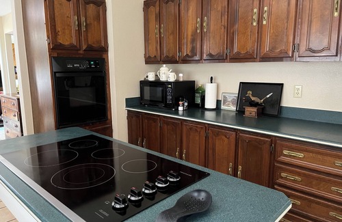 Mineola House | Lake Holbrook waterfront getaway!