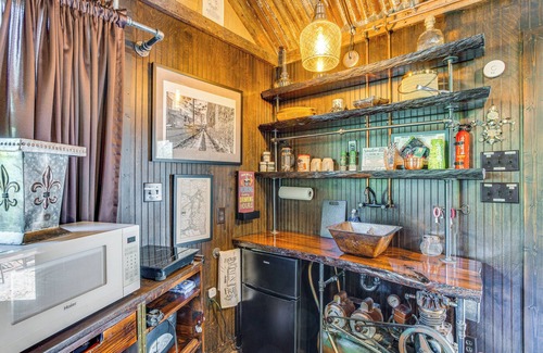 Wood County Apartment | Lake Holbrook Waterfront Vacation Rental w/Dock!