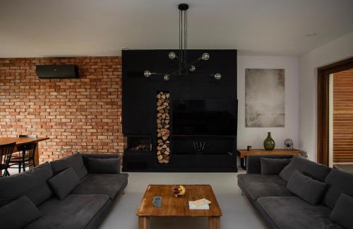 Karwie House | Lake House Borowe