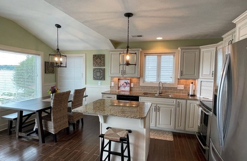 Rockford Cottage | Lake House - Bostwick Lake - Summer 2025 - Fully Furnished