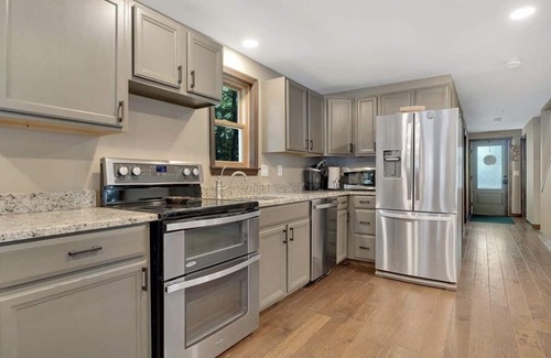Shapleigh House | Lake house, Dock, 3 beds/3 full baths. Pet friendly!