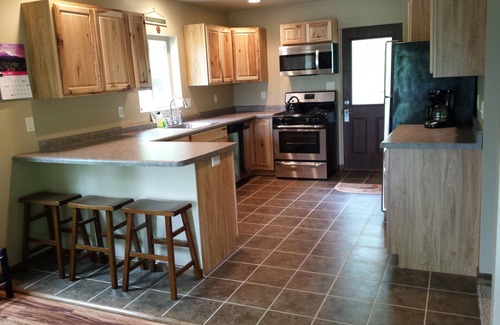 Armstrong Creek House | Lake House - Includes 24' Pontoon, Sleeps 12, Great For Families!