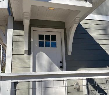 Fort Mill House | Lake House Suite