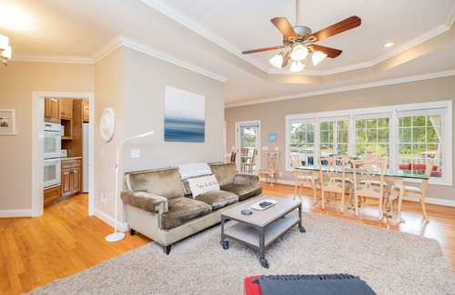 Semora House | Lake Hyco Retreat - Family Friendly, VIR, Raleigh, Durham, RDU