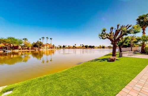Garden Lakes House | Lake in the Desert