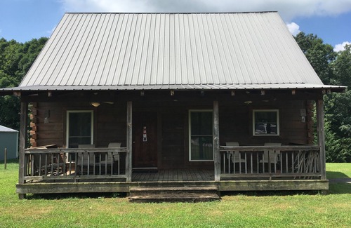 Allons Cabin | Lake Lovers Lodge Dale Hollow Lake Allons TN Near Willow Grove/Lily Dale Resorts
