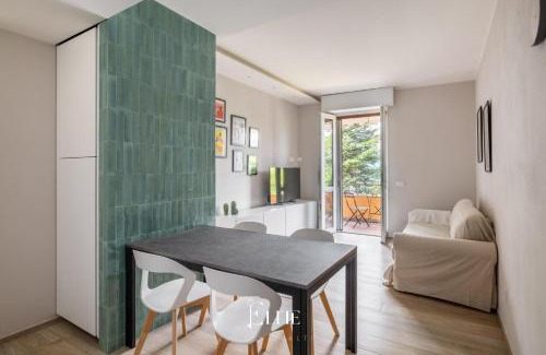 Ranco Apartment | Lake Maggiore View Apt Ranco