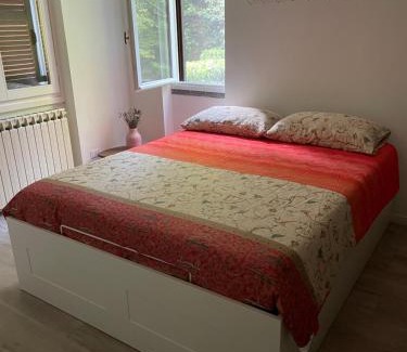 Civenna Apartment | Lake & Mountain
