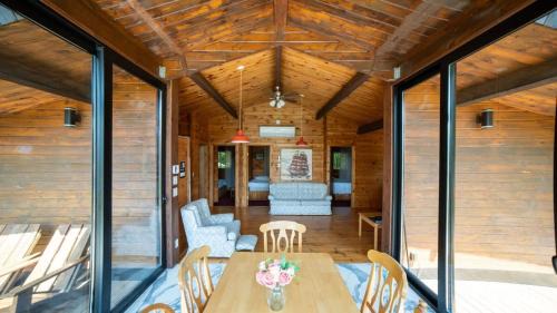 Muskoka Lakes House | Lake Muskoka 3-bedroom Cottage - Pier 100 #30