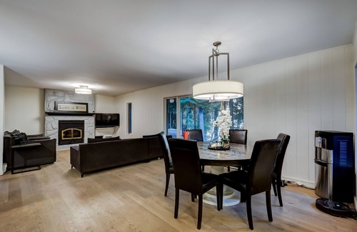 Lake of Bays Cottage | Lake of Bays Compound - NW Exposure All-Day Sun & Sunset