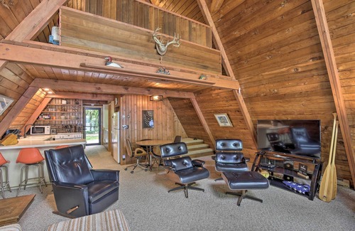 Stockholm Cottage | Lake Pepin Cottage w/Decks + Private Beach!