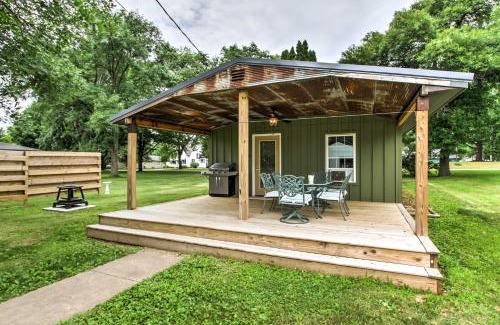 Pepin House | Lake Pepin Cottage with Patio - Walk to the Marina!