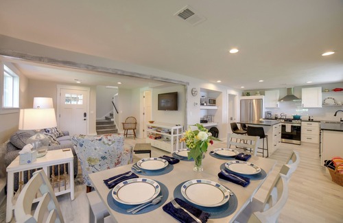 Pierson Cottage | Lake Retreat w/Fire Pit: Pierson Paradise!