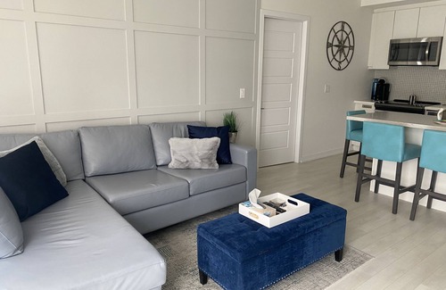Big Bay Point Condo | Lake Simcoe Getaway