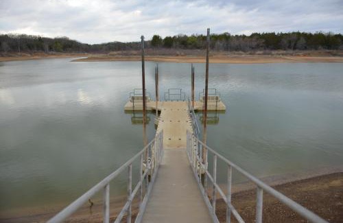 Gordonville Resort | Lake Texoma Camping Resort Cabin 17