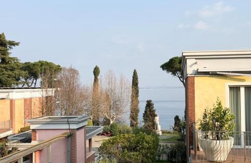 Padenghe sul Garda Apartment | Lake view apartment