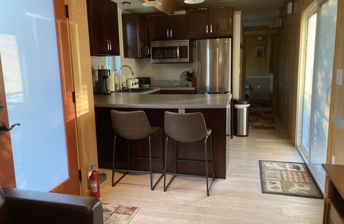 Trinidad Cabin | Lake View Cabin
