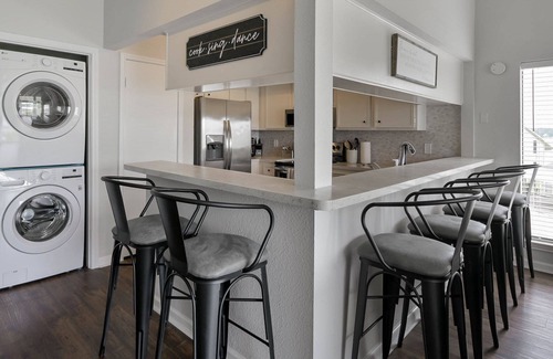 April Sound Condo | Lake-View Condo with Balcony, Pool, Lake Access, and Fully Equipped Kitchen—Perfect Getaway Spot!