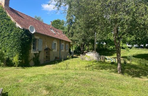 Louplande House | Lake View Cottage close to Le Mans 24H circuit