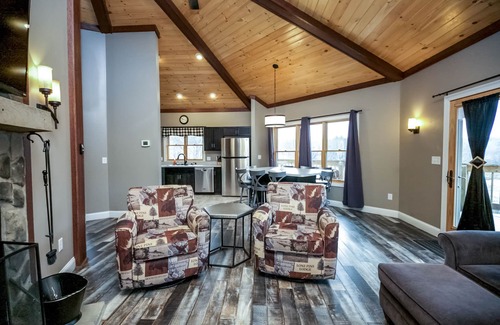 Logan Cabin | Lake View - Hosted by The Chalets