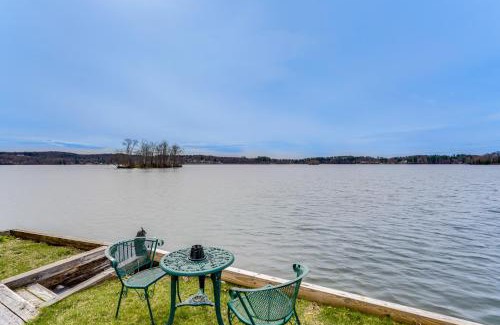 Pittsfield House | Lake Views and Dock Access - Pittsfield Cottage!