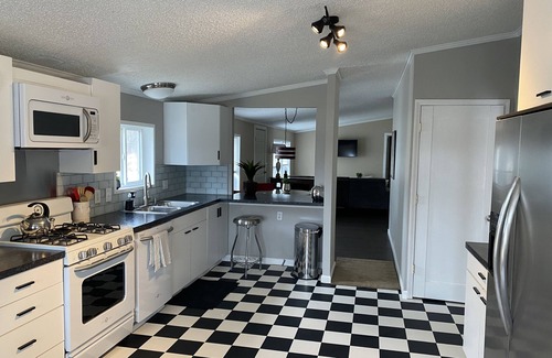 Manitou Beach-Devils Lake House | Lake Views from Great Deck, newly remodeled, Family members of all ages