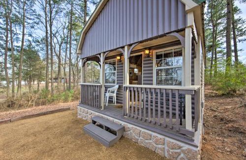 Winnsboro Apartment | Lakefront Cabin with 2 Lofts, Boats on 4 Acres
