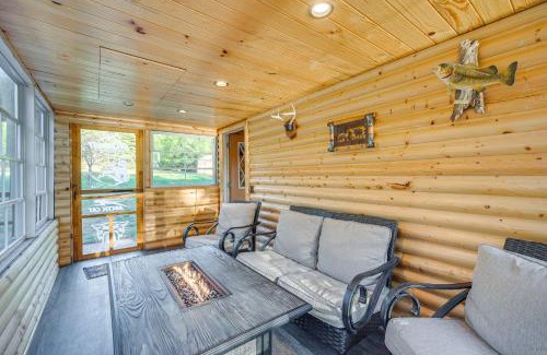 Markville House | Lakefront Cabin with Dock, Fire Pits in Danbury!