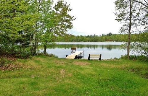 Longville House | Lakefront Cabin with Private Dock Boat, Fish and Swim