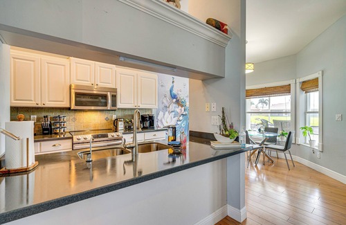 Mariner House | Lakefront Cape Coral Getaway w/Furnished Lanai!