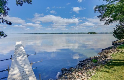 Lake Wissota House | Lakefront Chippewa Falls Haven with Private Deck!