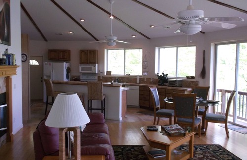 Glenville Cabin | Lakefront Cottage . AWESOME View. NEW walkway/dock landing . Specials