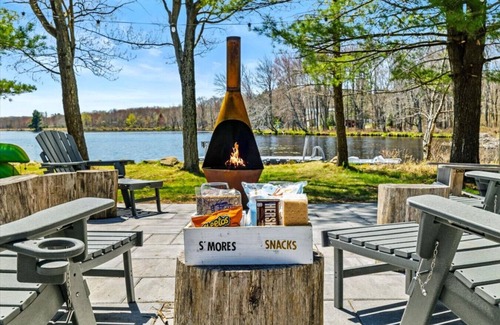 Pocono Summit Apartment | Lakefront | Dock | Hot Tub | Fire Pit | Games Rm
