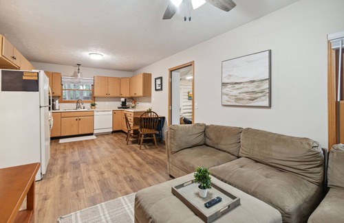 Lewiston Cabin | Lakefront Escape in Lewiston - 1 mile from Garland Golf Resort