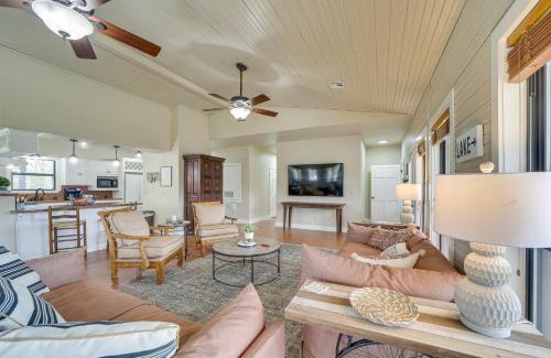 Longtown House | Lakefront Eufaula Vacation Rental with Private Dock