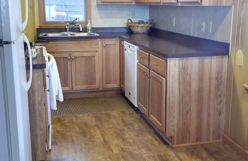 Howard Lake House | Lakefront Hideaway 50 minutes from Minneapolis.