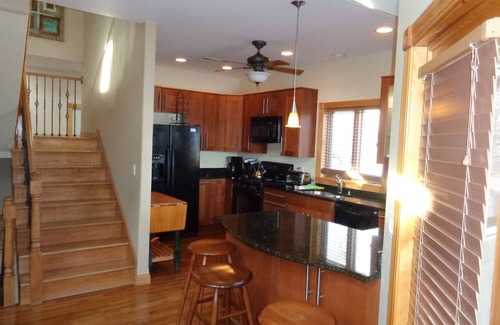 Cloverdale House | Lakefront, hilltop, newer home for Family and Friends fun and enjoyment